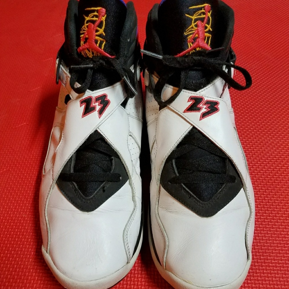 1/2

305381-142 Jordan Men Air Jordan 8 Retro-Thre